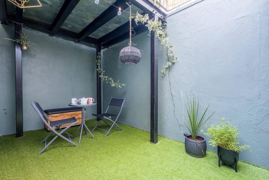 Modern 1-Bed Central Apartment With Outside Space Brighton ภายนอก รูปภาพ