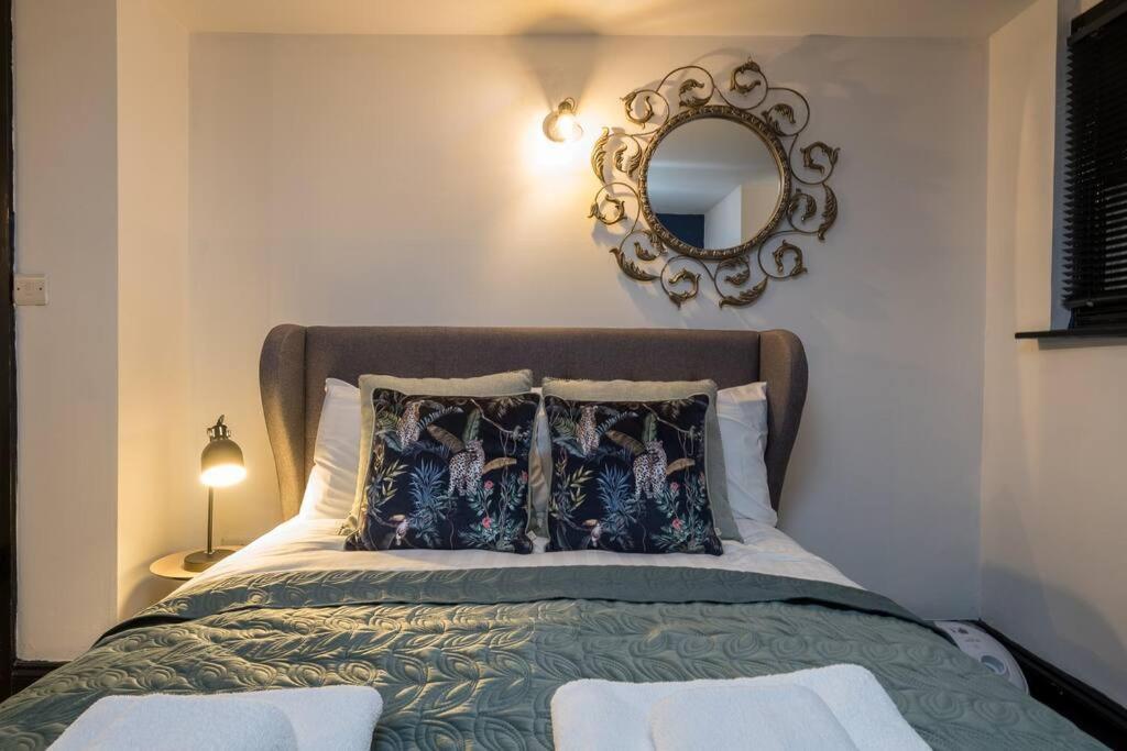 Modern 1-Bed Central Apartment With Outside Space Brighton ภายนอก รูปภาพ